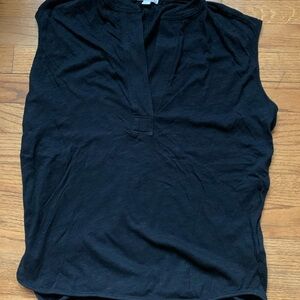 Gap women’s T-shirt